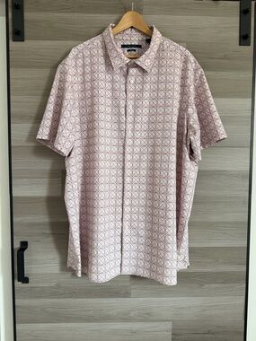 Perry Ellis Men's 2X Stretch Short Sleeve Geometric Print
Button Down Shirt